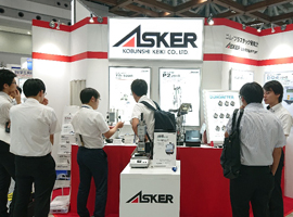 高分子計器株式会社ブース